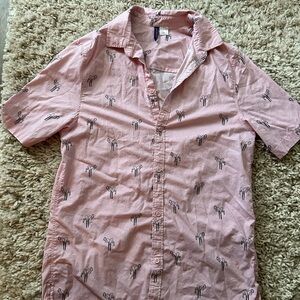 [L] Divided Men's Pink Patterned Shirt